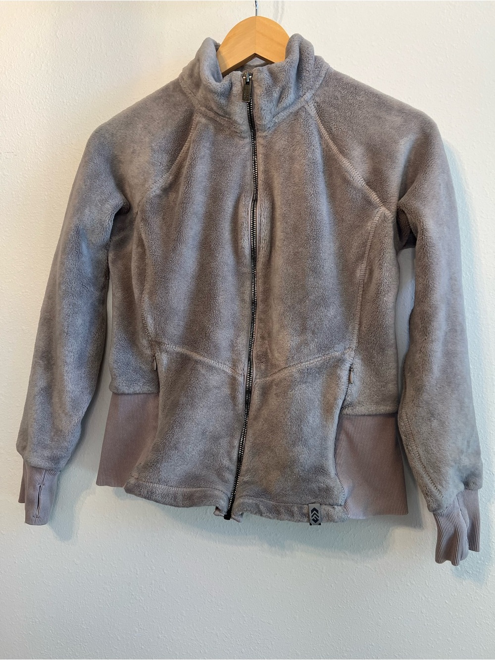 Free Country Plush Full-Zip Jacket in Light Gray Taupe